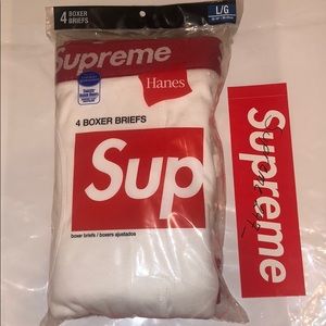 US Large SupremeⓇ/HanesⓇBoxer Briefs (4 Pack)